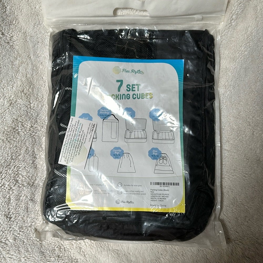Packing cubes NWT 7 piece